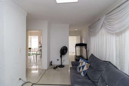 Casa à venda com 249m², 3 quartos e 6 vagasSala