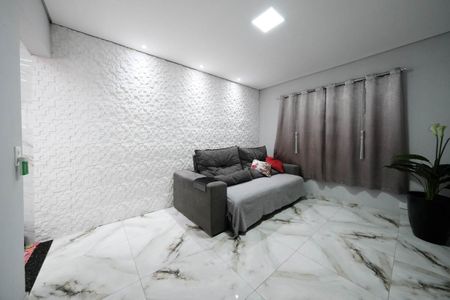 Casa à venda com 173m², 3 quartos e 2 vagasSala