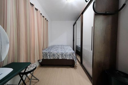 Casa à venda com 173m², 3 quartos e 2 vagasQuarto 1