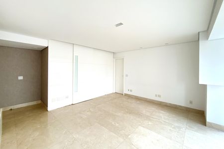 Sala de apartamento à venda com 3 quartos, 104m² em Vila da Serra, Nova Lima