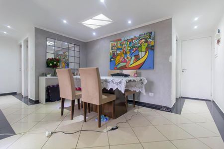 Apartamento à venda com 80m², 3 quartos e 2 vagas Apartamento à venda com 80m², 3 quartos e 2 vagasSala