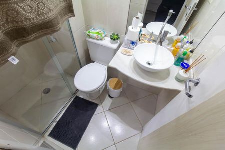 Apartamento à venda com 80m², 3 quartos e 2 vagas Apartamento à venda com 80m², 3 quartos e 2 vagasBanheiro 1