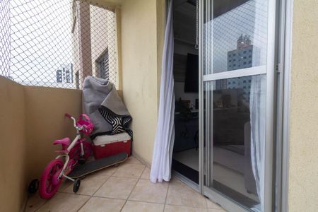 Apartamento à venda com 80m², 3 quartos e 2 vagas Apartamento à venda com 80m², 3 quartos e 2 vagasVaranda