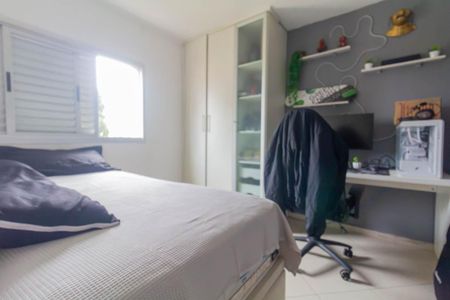 Apartamento à venda com 80m², 3 quartos e 2 vagas Apartamento à venda com 80m², 3 quartos e 2 vagasQuarto 2