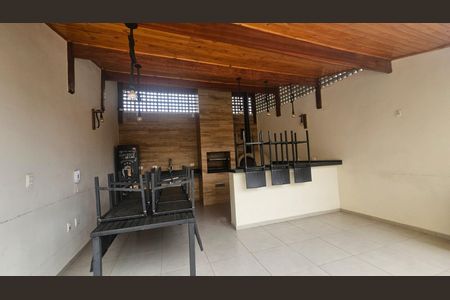 Apartamento à venda com 80m², 3 quartos e 2 vagas Apartamento à venda com 80m², 3 quartos e 2 vagasÁrea comum - Churrasqueira