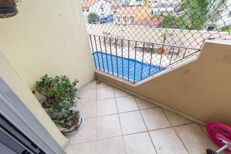 Apartamento à venda com 80m², 3 quartos e 2 vagas Apartamento à venda com 80m², 3 quartos e 2 vagasVaranda