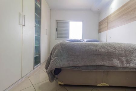 Apartamento à venda com 80m², 3 quartos e 2 vagas Apartamento à venda com 80m², 3 quartos e 2 vagasQuarto 1