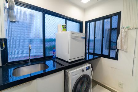 Apartamento à venda com 70m², 2 quartos e 1 vagaÁrea de Serviço