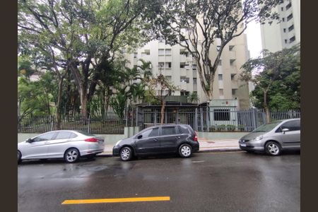 Apartamento à venda com 45m², 1 quarto e 1 vagaFachada e portaria