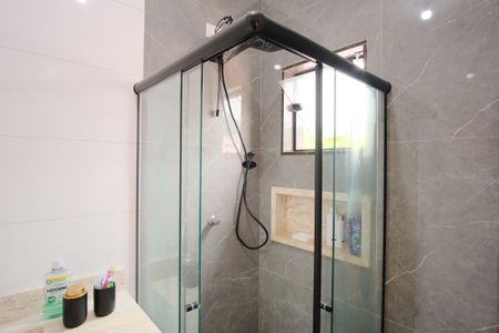 Casa à venda com 160m², 3 quartos e 4 vagasBanheiro da Suíte