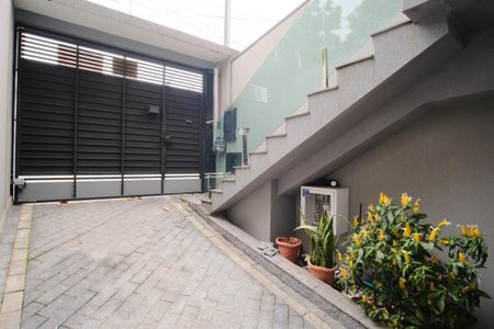 Casa à venda com 160m², 3 quartos e 4 vagasEntrada
