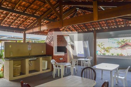 Apartamento à venda com 56m², 2 quartos e 1 vaga Apartamento à venda com 56m², 2 quartos e 1 vagaÁrea comum - Churrasqueira