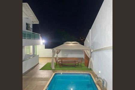 Casa à venda com 4 quartos, 350m² em Jardim Pacaembu, Jundiaí