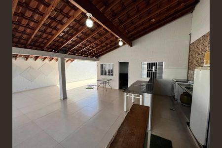 Casa à venda com 2 quartos, 607m² em Vila Jeriva, Várzea Paulista