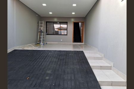 Casa à venda com 3 quartos, 160m² em Parque das Nações, Santo André