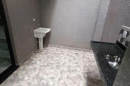 Casa à venda com 3 quartos, 120m² em Jardim Mariliza, São Paulo