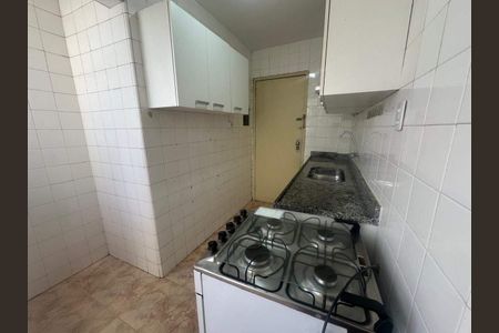 Apartamento à venda com 66m², 2 quartos e 1 vaga