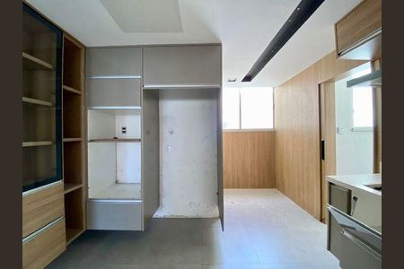 Apartamento à venda com 3 quartos, 221m² em Icaraí, Niterói