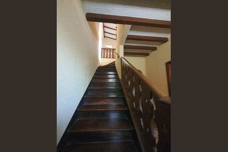 Casa à venda com 4 quartos, 374m² em Charitas, Niterói