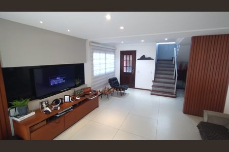 Casa à venda com 4 quartos, 160m² em Piratininga, Niterói