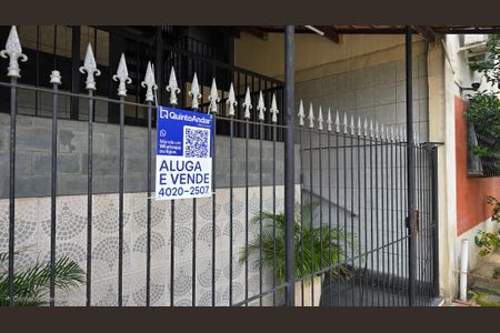 Apartamento à venda com 61m², 2 quartos e 1 vagaFachada com placa