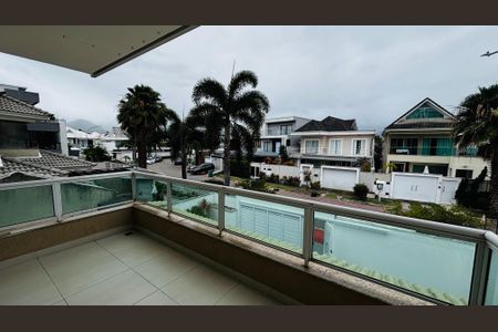 Varanda de casa à venda com 4 quartos, 256m² em Recreio dos Bandeirantes, Rio de Janeiro