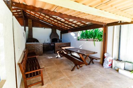 Apartamento para alugar com 61m², 3 quartos e 1 vaga Apartamento para alugar com 61m², 3 quartos e 1 vagaÁrea comum - Churrasqueira 2