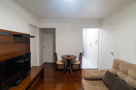 Sala de apartamento para alugar com 2 quartos, 50m² em Vila Guarani (zona Sul), São Paulo