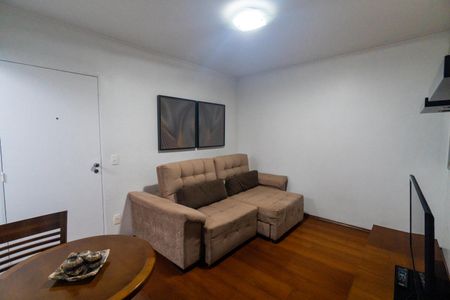 Sala de apartamento para alugar com 2 quartos, 50m² em Vila Guarani (zona Sul), São Paulo
