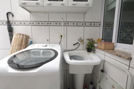 Apartamento à venda com 65m², 2 quartos e 1 vagaÁrea de Serviço