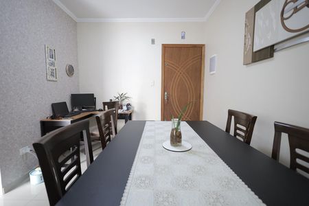 Apartamento à venda com 65m², 2 quartos e 1 vagaSala de Jantar