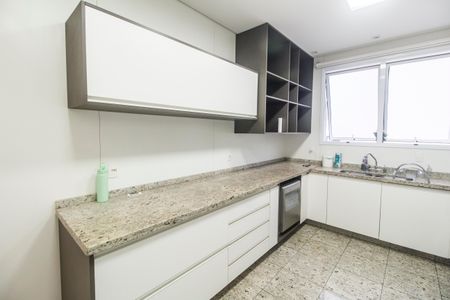 Apartamento à venda com 284m², 4 quartos e 5 vagasCozinha
