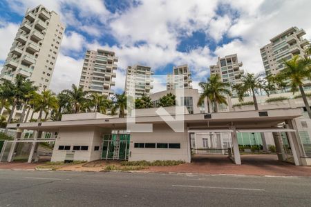 Apartamento à venda com 284m², 4 quartos e 5 vagasFachada