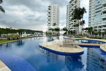 Apartamento à venda com 284m², 4 quartos e 5 vagasPiscina