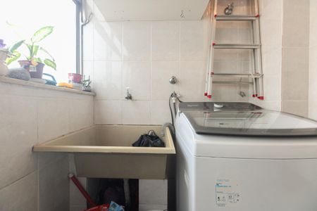 Apartamento à venda com 84m², 2 quartos e 1 vaga Apartamento à venda com 84m², 2 quartos e 1 vagaÁrea de Serviço