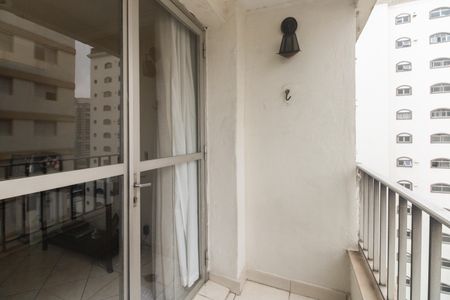 Apartamento à venda com 84m², 2 quartos e 1 vaga Apartamento à venda com 84m², 2 quartos e 1 vagaVaranda