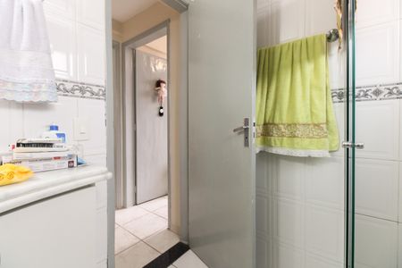 Apartamento à venda com 84m², 2 quartos e 1 vaga Apartamento à venda com 84m², 2 quartos e 1 vagaBanheiro