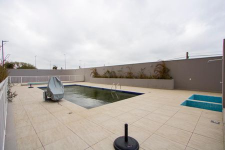 Apartamento à venda com 36m², 2 quartos e sem vagaÁrea comum - Piscina