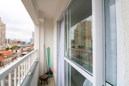 Varanda de kitnet/studio para alugar com 1 quarto, 20m² em Vila das Belezas, São Paulo