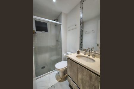 Banheiro de apartamento à venda com 2 quartos, 92m² em Bosque da Saúde, São Paulo