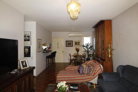 Sala de apartamento à venda com 2 quartos, 115m² em Auxiliadora, Porto Alegre