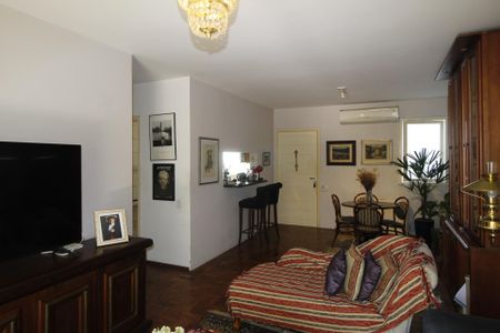 Sala de apartamento à venda com 2 quartos, 115m² em Auxiliadora, Porto Alegre