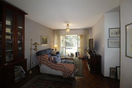Sala de apartamento à venda com 2 quartos, 115m² em Auxiliadora, Porto Alegre