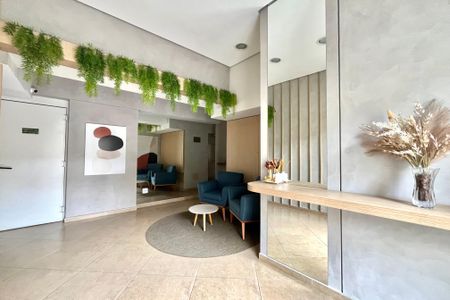 Apartamento à venda com 54m², 2 quartos e 2 vagasHall social