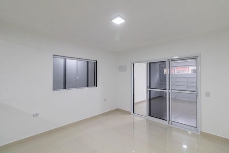 Sala/Cozinha de casa para alugar com 2 quartos, 150m² em Cidade Nova São Miguel, São Paulo