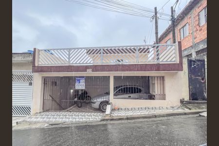 Casa à venda com 140m², 2 quartos e 2 vagasFachada