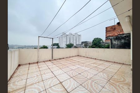 Casa à venda com 140m², 2 quartos e 2 vagasTerraço