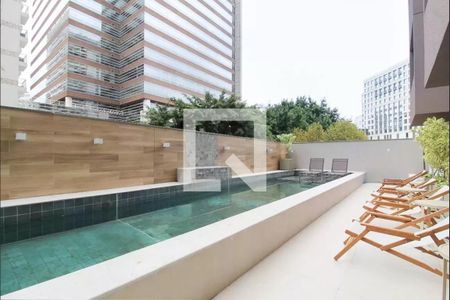 Apartamento para alugar com 27m², 1 quarto e sem vagaÁrea comum - Piscina