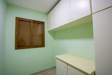 Apartamento para alugar com 96m², 2 quartos e 2 vagasQuarto de serviço