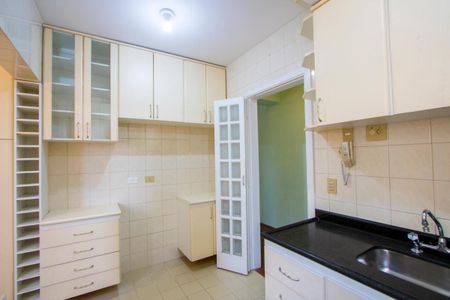 Apartamento para alugar com 96m², 2 quartos e 2 vagasCozinha